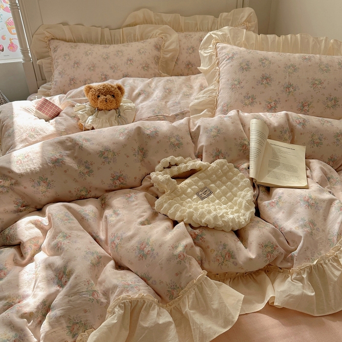 91家纺网 家纺一手货源 找家纺 六巷胡同2025新款法式小碎花a类全棉双层纱花边款四件套 双层纱-风栖木槿