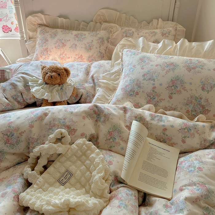 91家纺网 家纺一手货源 找家纺 六巷胡同2025新款法式小碎花a类全棉双层纱花边款四件套 双层纱-莫奈花圃