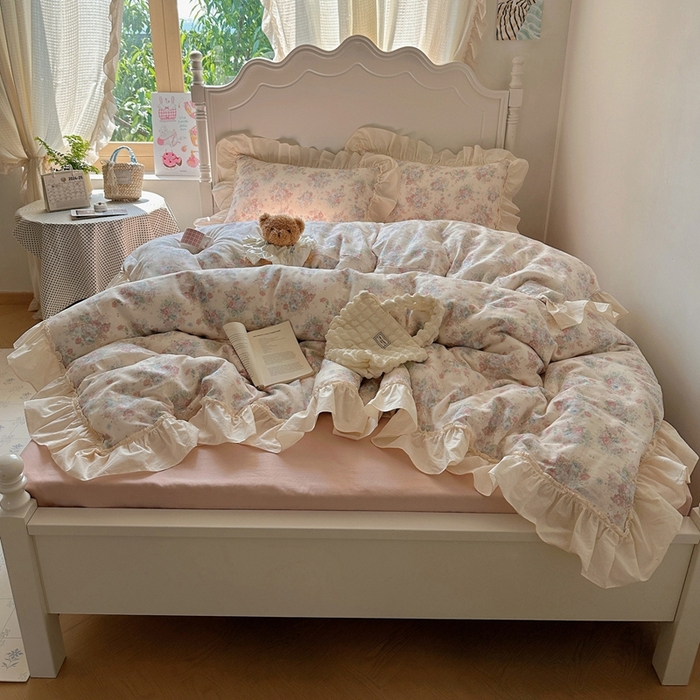 91家纺网 家纺一手货源 找家纺 六巷胡同2025新款法式小碎花a类全棉双层纱花边款四件套 双层纱-莫奈花圃