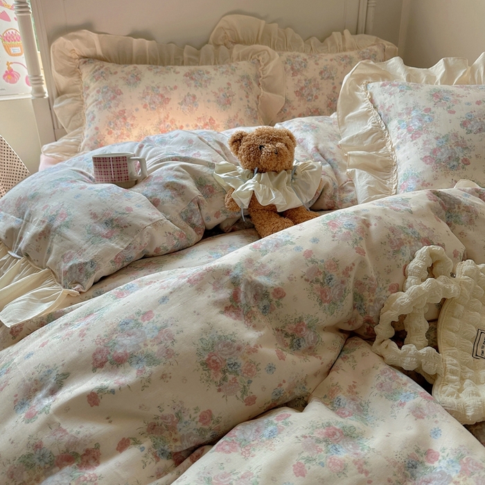 91家纺网 家纺一手货源 找家纺 六巷胡同2025新款法式小碎花a类全棉双层纱花边款四件套 双层纱-莫奈花圃