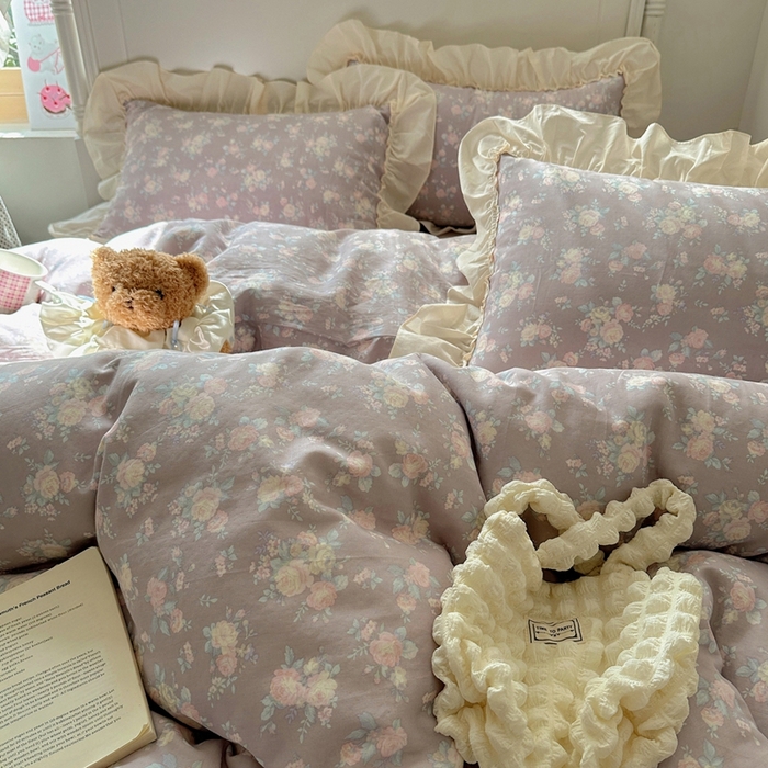 91家纺网 家纺一手货源 找家纺 六巷胡同2025新款法式小碎花a类全棉双层纱花边款四件套 双层纱-慕笙若梦