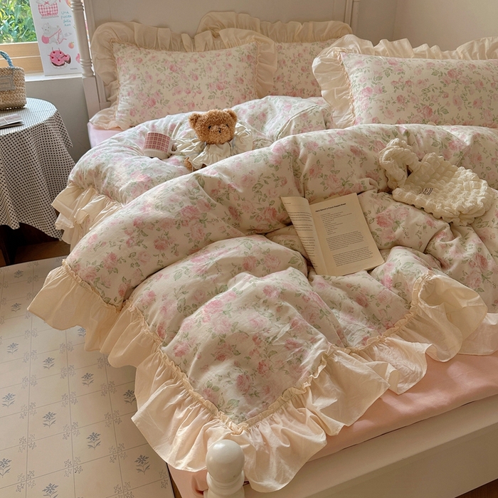 91家纺网 家纺一手货源 找家纺 六巷胡同2025新款法式小碎花a类全棉双层纱花边款四件套 双层纱-蔷薇岛屿