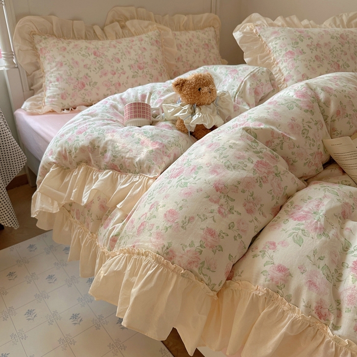 91家纺网 家纺一手货源 找家纺 六巷胡同2025新款法式小碎花a类全棉双层纱花边款四件套 双层纱-蔷薇岛屿