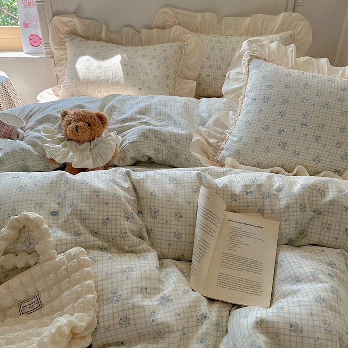 91家纺网 家纺一手货源 找家纺 六巷胡同2025新款法式小碎花a类全棉双层纱花边款四件套 双层纱-薇蓝物语