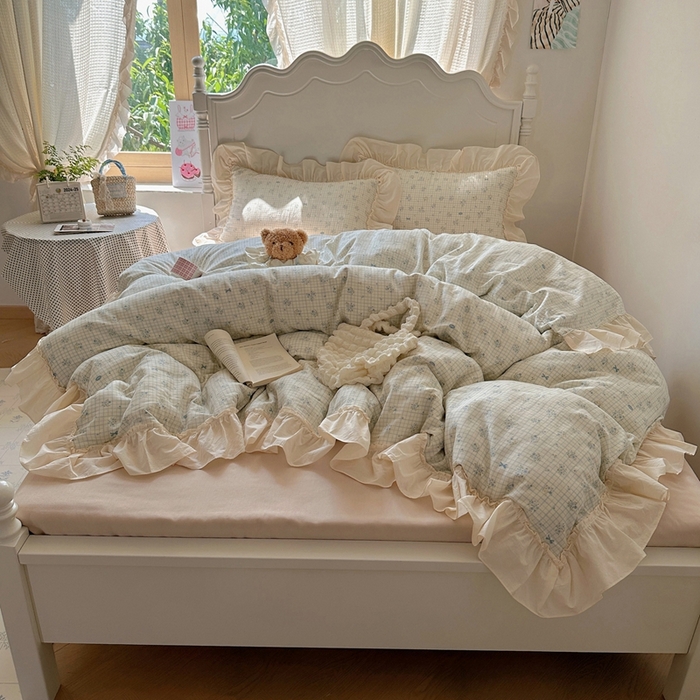 91家纺网 家纺一手货源 找家纺 六巷胡同2025新款法式小碎花a类全棉双层纱花边款四件套 双层纱-薇蓝物语