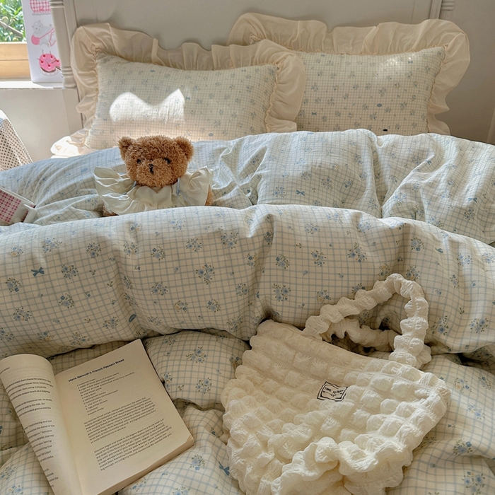 91家纺网 家纺一手货源 找家纺 六巷胡同2025新款法式小碎花a类全棉双层纱花边款四件套 双层纱-薇蓝物语