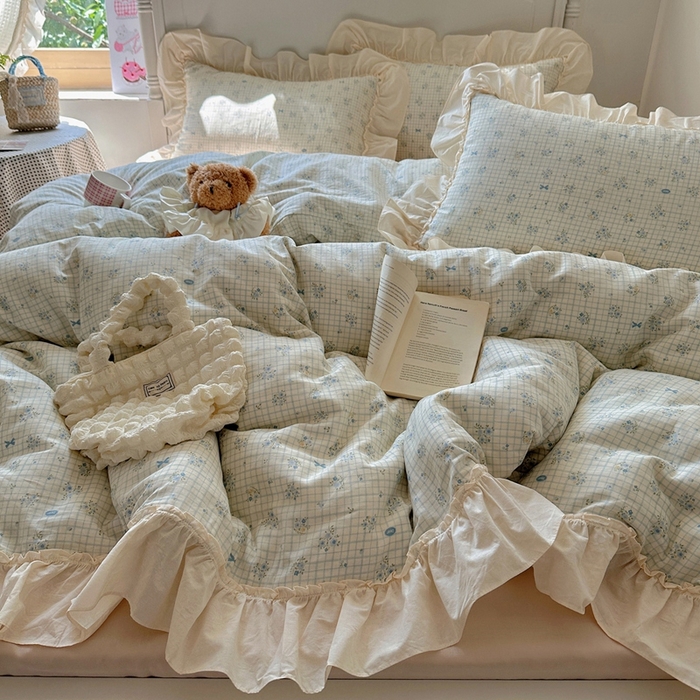 91家纺网 家纺一手货源 找家纺 六巷胡同2025新款法式小碎花a类全棉双层纱花边款四件套 双层纱-薇蓝物语