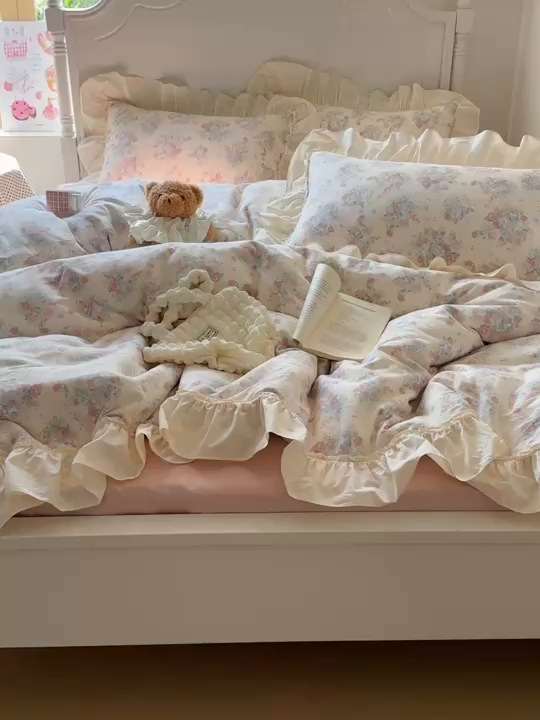 91家纺网 家纺一手货源 找家纺 六巷胡同2025新款法式小碎花a类全棉双层纱花边款四件套 双层纱-莫奈花圃