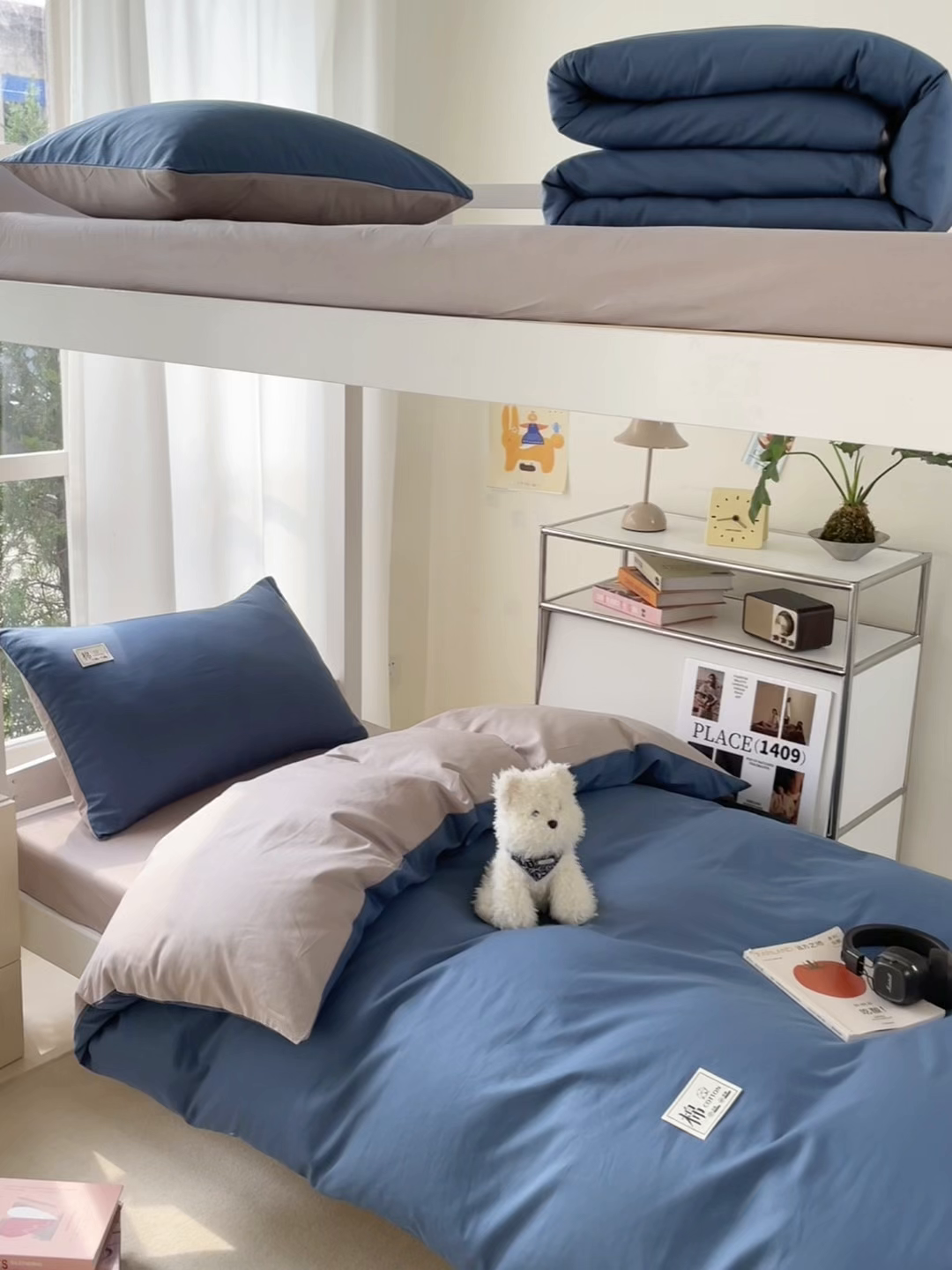 91家纺网 家纺一手货源 找家纺 莱通家纺 2025春夏新款纯棉13372纯色双拼学生三件套 宾利蓝+山灰