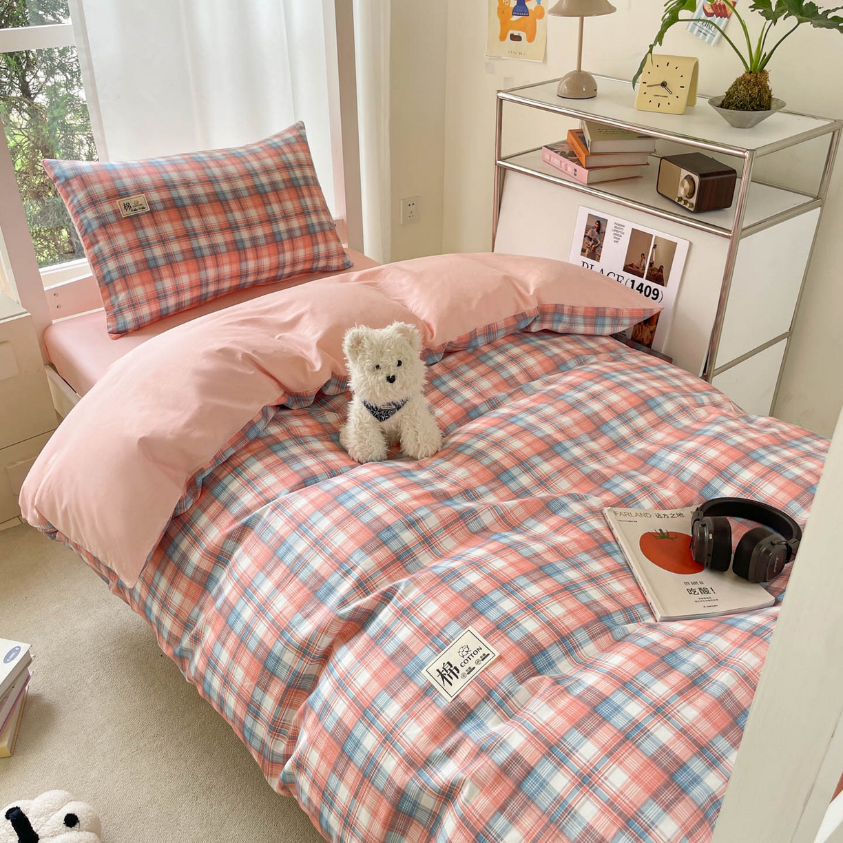 91家纺网 家纺一手货源 找家纺 莱通家纺 2025春夏新款纯棉13372纯色双拼学生三件套 粉小格