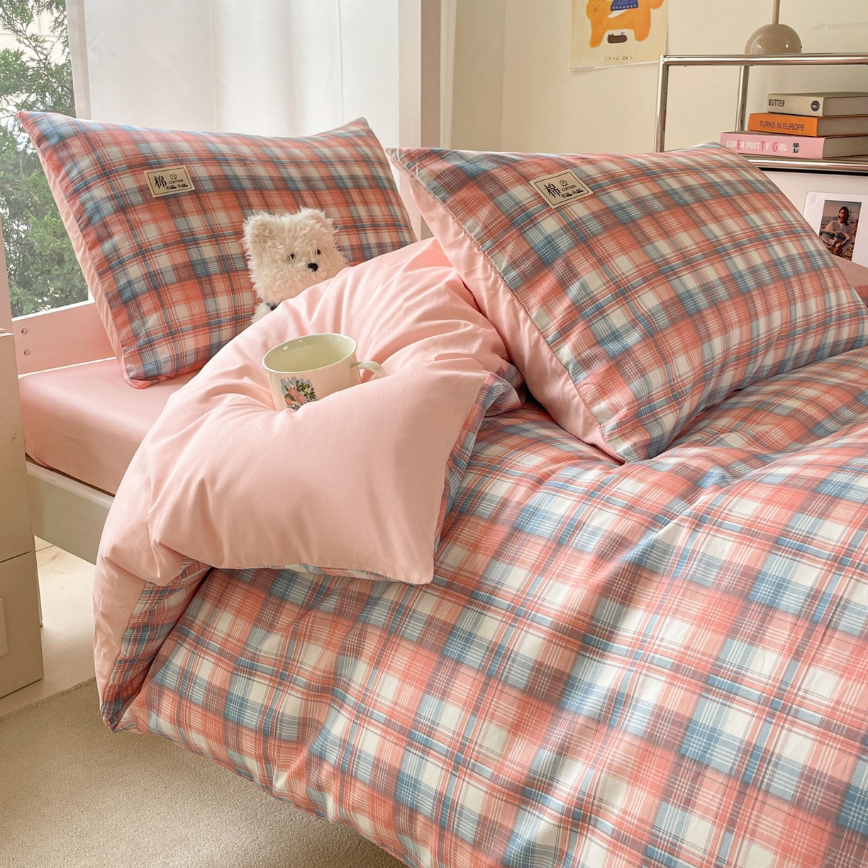 91家纺网 家纺一手货源 找家纺 莱通家纺 2025春夏新款纯棉13372纯色双拼学生三件套 粉小格