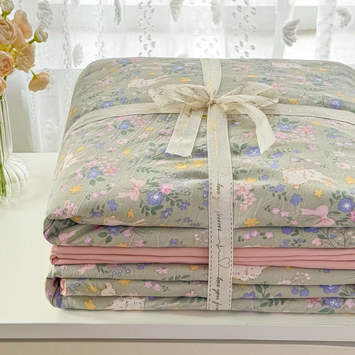 91家纺网 家纺一手货源 找家纺 小叮当家纺仓储工厂店 （提供买家秀 爆款花型 不断货）2025新款水洗皱皱棉印花小清新四件套 花里