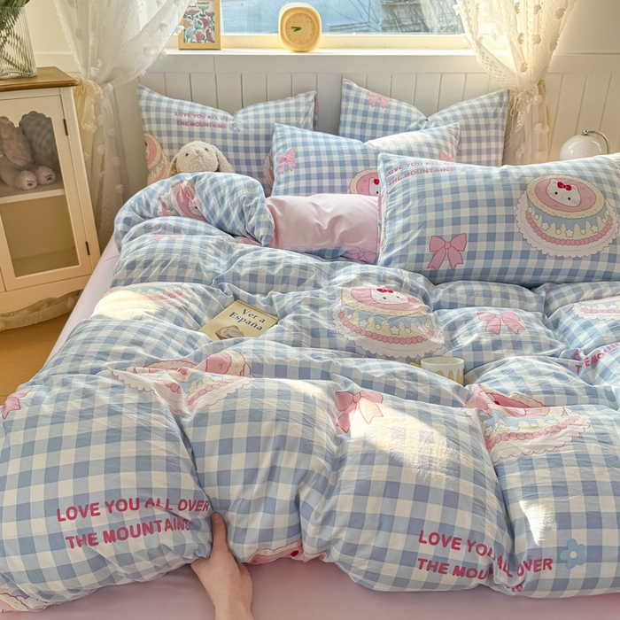 91家纺网 家纺一手货源 找家纺 小叮当家纺仓储工厂店 （提供买家秀 爆款花型 不断货）2025新款水洗皱皱棉印花小清新四件套 蛋糕喵