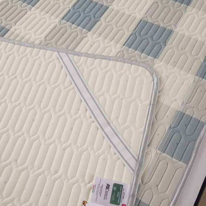 91家纺网 家纺一手货源 找家纺 （总）凌云2025新款直播爆款0.8加厚A类凉感丝学生乳胶凉席