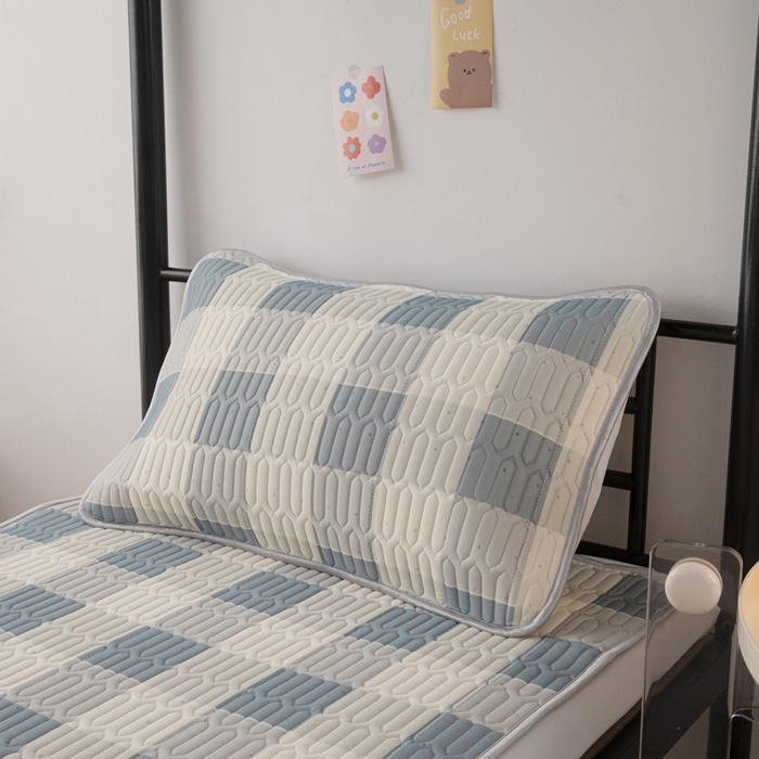 91家纺网 家纺一手货源 找家纺 （总）凌云2025新款直播爆款0.8加厚A类凉感丝学生乳胶凉席