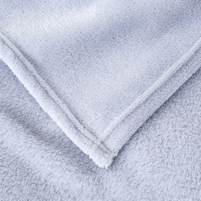 91家纺网 家纺一手货源 找家纺 胜百毛毯2025新款素色200克法兰绒毯 浅灰