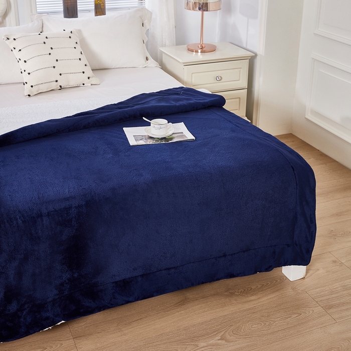 91家纺网 家纺一手货源 找家纺 胜百毛毯 2025新款平方克重200克双面法兰绒毛毯 深蓝