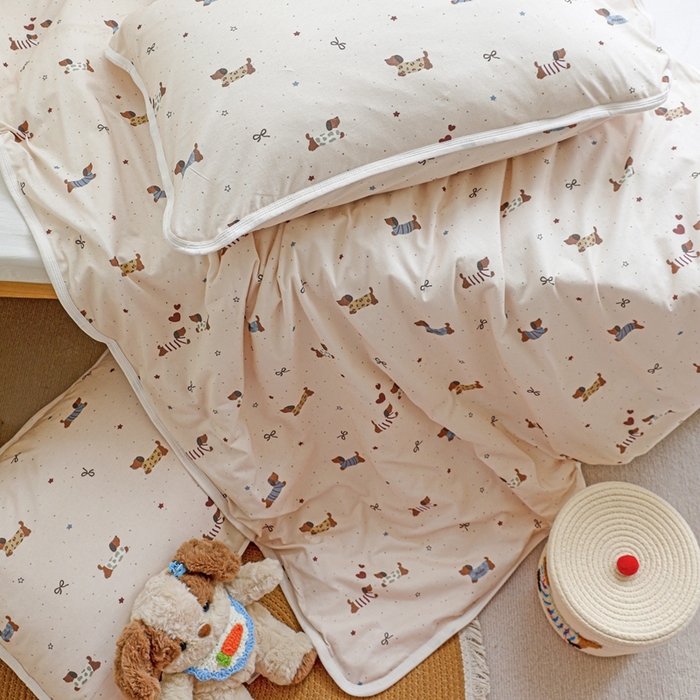 91家纺网 家纺一手货源 找家纺 耀悦家纺  2025新款A类纯棉针织棉夏被里外全棉可拆卸被套 蝴蝶结腊肠狗