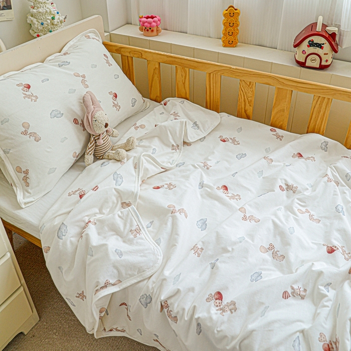 91家纺网 家纺一手货源 找家纺 耀悦家纺  2025新款A类纯棉针织棉夏被里外全棉可拆卸被套 气球小兔