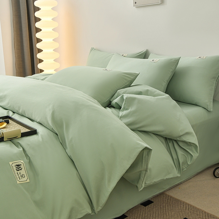 91家纺网 家纺一手货源 找家纺 （总）宇彬家纺 2025直播新款13374全棉母婴级简约轻奢贴画纯色单被套斜纹贡缎新疆长绒贴标款无印风系列