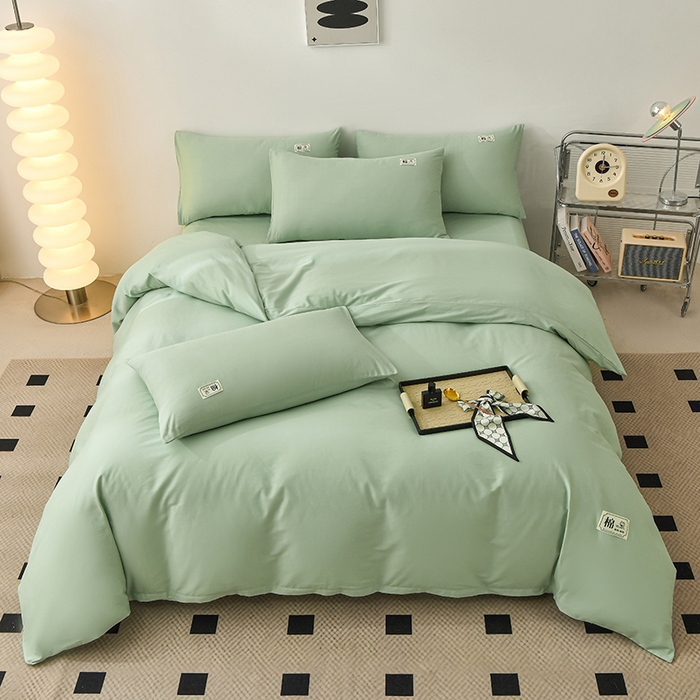 91家纺网 家纺一手货源 找家纺 宇彬家纺 2025直播新款13374全棉母婴级简约轻奢贴画纯色单被套斜纹贡缎新疆长绒贴标款无印风系列 简约-炫彩绿