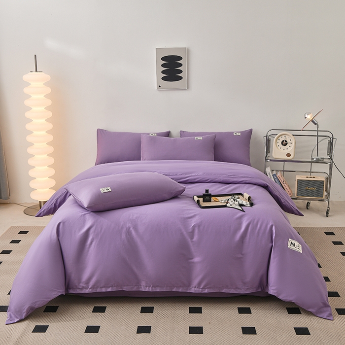 91家纺网 家纺一手货源 找家纺 宇彬家纺 2025直播新款13374全棉母婴级简约轻奢贴画纯色单被套斜纹贡缎新疆长绒贴标款无印风系列 简约-典雅紫