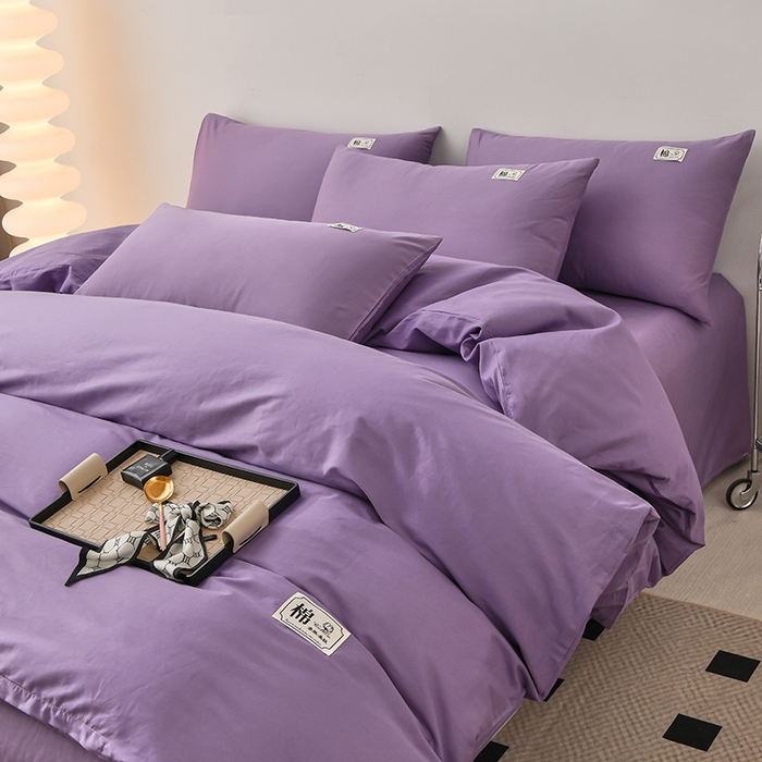 91家纺网 家纺一手货源 找家纺 宇彬家纺 2025直播新款13374全棉母婴级简约轻奢贴画纯色单被套斜纹贡缎新疆长绒贴标款无印风系列 简约-典雅紫