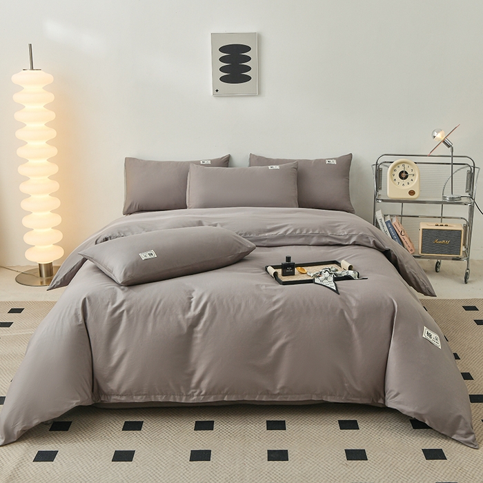 91家纺网 家纺一手货源 找家纺 宇彬家纺 2025直播新款13374全棉母婴级简约轻奢贴画纯色单被套斜纹贡缎新疆长绒贴标款无印风系列 简约-绅士灰