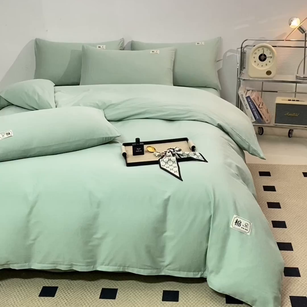 91家纺网 家纺一手货源 找家纺 宇彬家纺 2025直播新款13374全棉母婴级简约轻奢贴画纯色单被套斜纹贡缎新疆长绒贴标款无印风系列 简约-炫彩绿