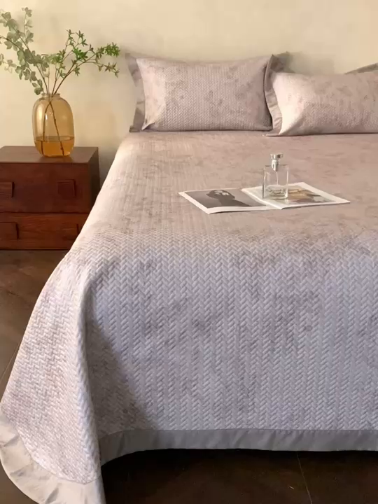 91家纺网 家纺一手货源 找家纺 朵美2025新款【DM】高端天竹纤维凉席（床铺款） 浅灰色