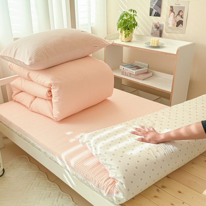 91家纺网 家纺一手货源 找家纺 眠博士 2025新款全棉纯棉华夫格学生床床垫套三件套四件套 华夫格床垫套 套件 嫩玉粉