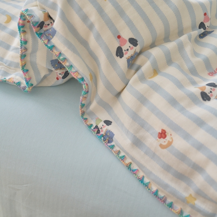 91家纺网 家纺一手货源 找家纺 洋铭区（原狠狠爱） 2025新款全棉彩边双层四件套 可爱娃娃