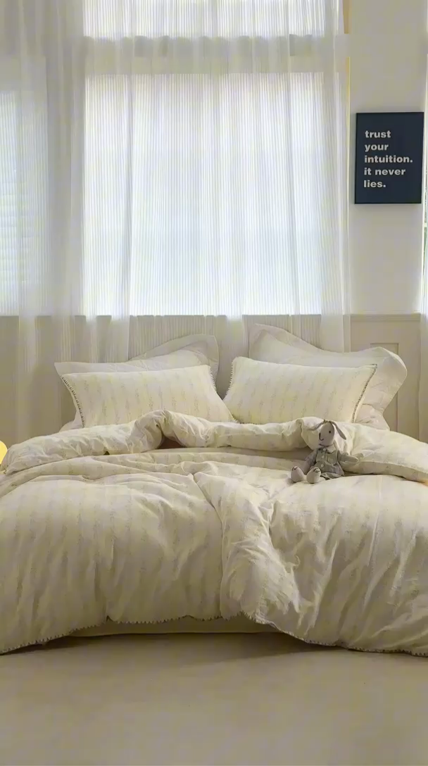 91家纺网 家纺一手货源 找家纺 洋铭区（原狠狠爱） 2025新款全棉彩边双层四件套 暖阳花束