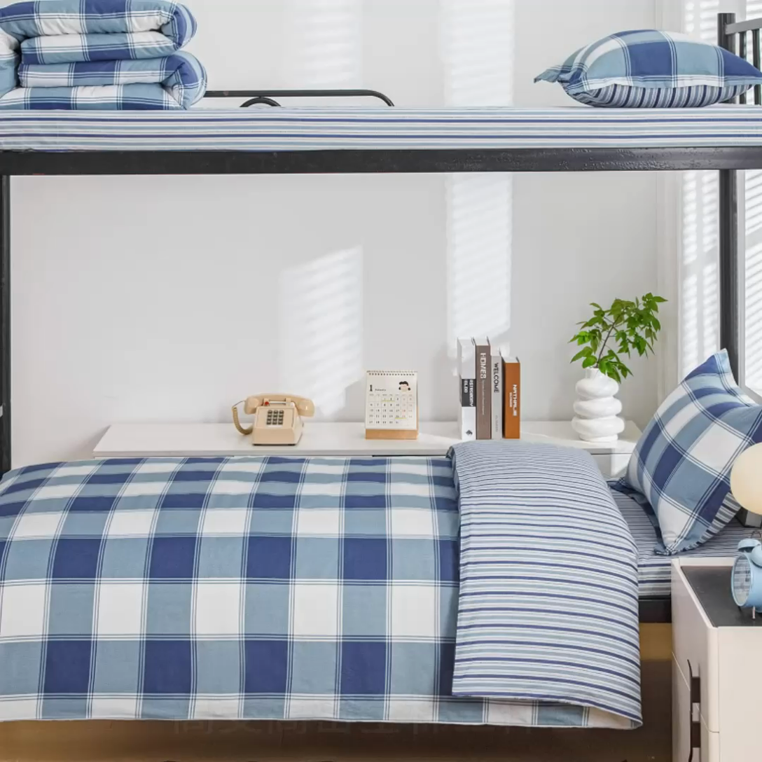 91家纺网 家纺一手货源 找家纺 乐旗家纺 2025新款A类AB版全棉环保印花学生上下铺宿舍三件套六件套 蓝色记忆