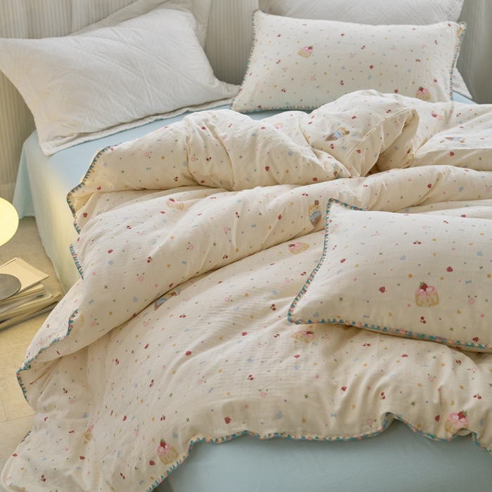 91家纺网 家纺一手货源 找家纺 洋铭区（原狠狠爱） 2025新款全棉彩边双层四件套 甜筒屋