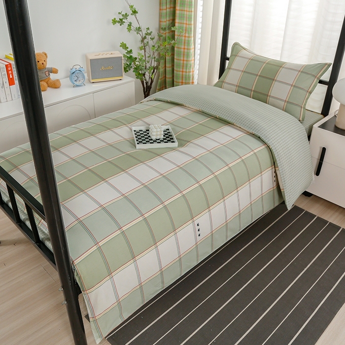 91家纺网 家纺一手货源 找家纺 乐旗家纺 2025新款A类AB版全棉环保印花学生上下铺宿舍三件套六件套 闲趣-绿