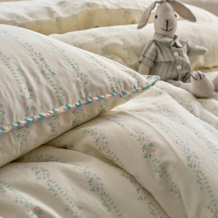 91家纺网 家纺一手货源 找家纺 洋铭区（原狠狠爱） 2025新款全棉彩边双层四件套 暖阳花束