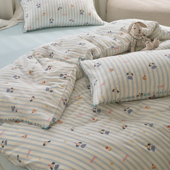 91家纺网 家纺一手货源 找家纺 洋铭区（原狠狠爱） 2025新款全棉彩边双层四件套 可爱娃娃