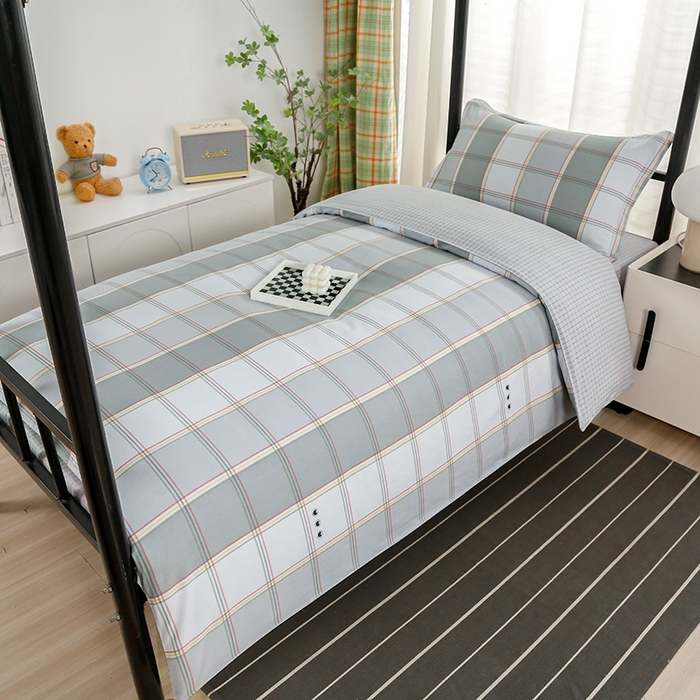 91家纺网 家纺一手货源 找家纺 乐旗家纺 2025新款A类AB版全棉环保印花学生上下铺宿舍三件套六件套 闲趣-灰