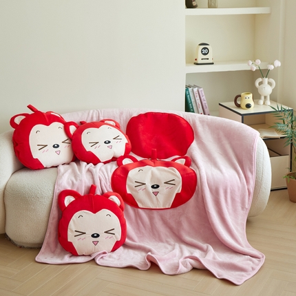 91家纺网 家纺一手货源 找家纺 （总）宝马家纺（原梦童画） 2025新款阿狸多功能二合一抱枕毯