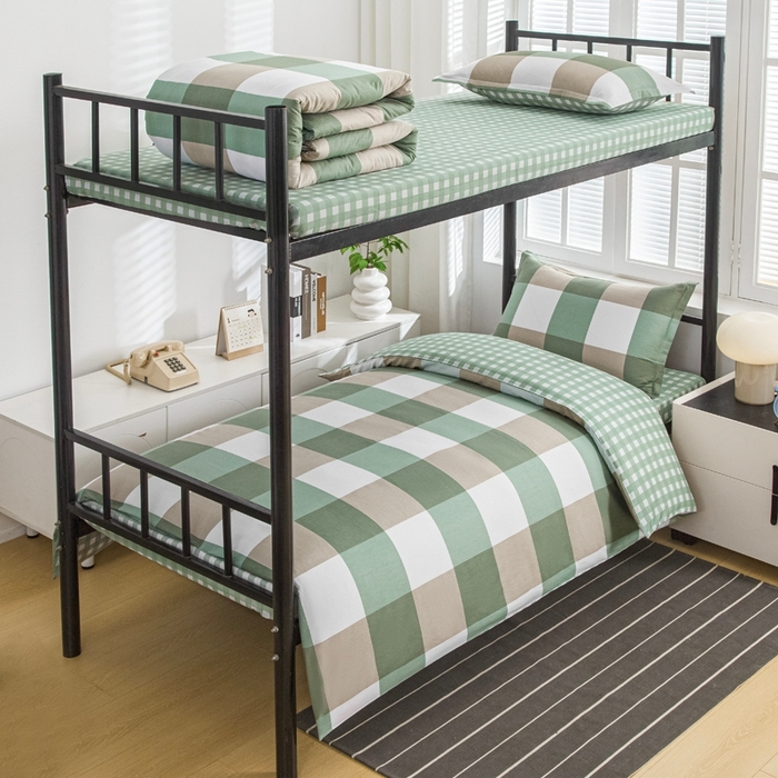 91家纺网 家纺一手货源 找家纺 乐旗家纺 2025新款A类AB版全棉环保印花学生上下铺宿舍三件套六件套 校园笔记-绿