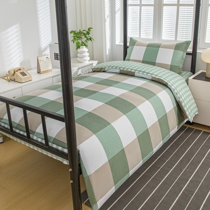 91家纺网 家纺一手货源 找家纺 乐旗家纺 2025新款A类AB版全棉环保印花学生上下铺宿舍三件套六件套 校园笔记-绿