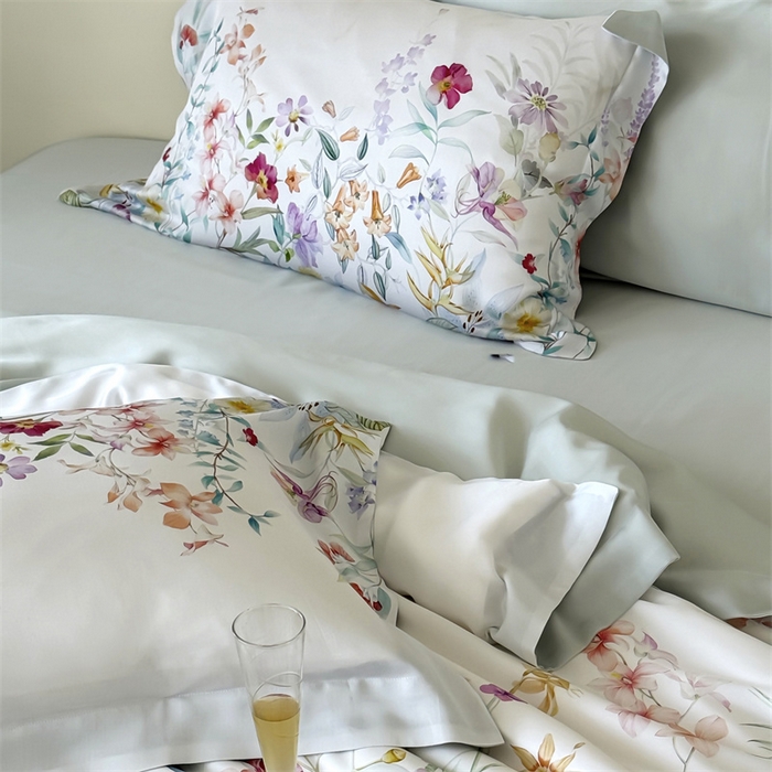 91家纺网 家纺一手货源 找家纺 馨蕊家居 2025新款80SLF奥地利兰精天丝夏被四件套-知否 风格一 夏被知否-月光白