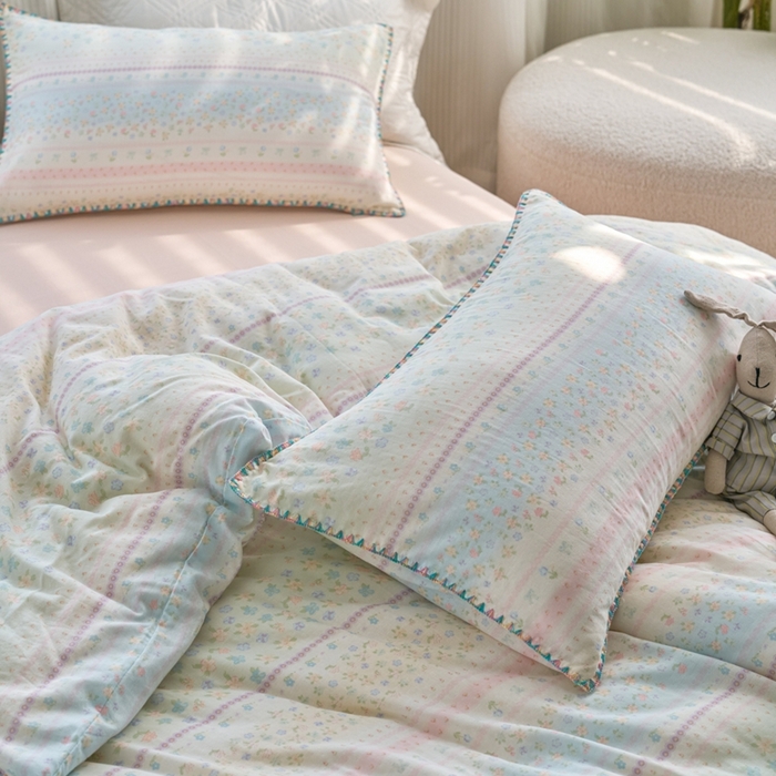 91家纺网 家纺一手货源 找家纺 洋铭区（原狠狠爱） 2025新款全棉彩边双层四件套 满园春色