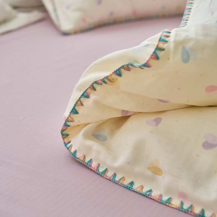 91家纺网 家纺一手货源 找家纺 洋铭区（原狠狠爱） 2025新款全棉彩边双层四件套 波澜紫心