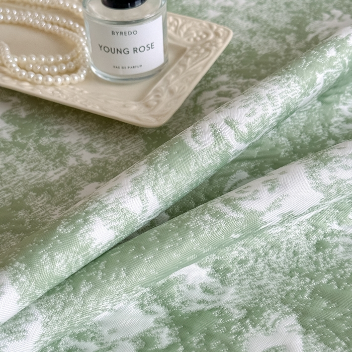 91家纺网 家纺一手货源 找家纺 九花鹿 2025新款PE双面提花床裙冰丝席-莫奈玫瑰 莫奈玫瑰-浅绿