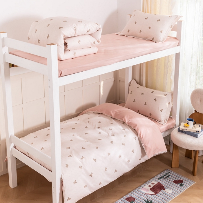 91家纺网 家纺一手货源 找家纺 锦罗绣 2025新款全棉双层纱学生套件三件套 小熊星球