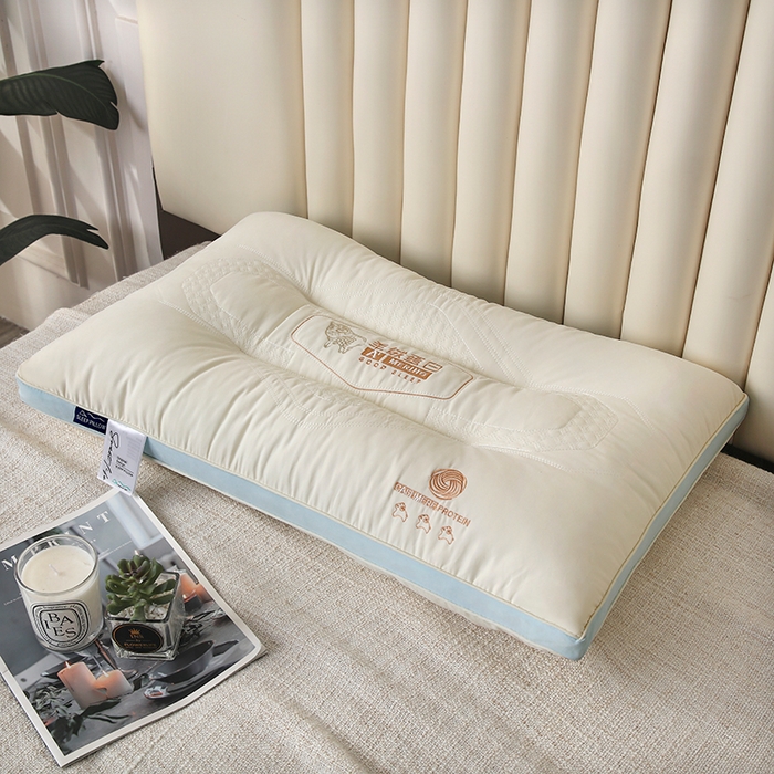 91家纺网 家纺一手货源 找家纺 雅晨枕芯工厂店 2025新款羊绒蛋白护颈枕枕头枕芯 蓝色 48x74cm中枕/只