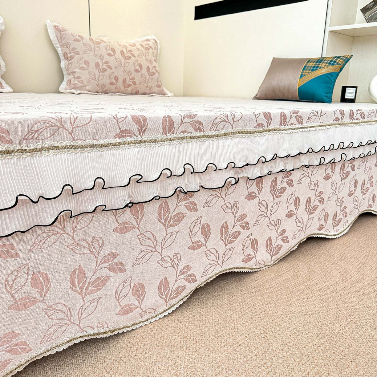 91家纺网 家纺一手货源 找家纺 手艺人家纺 2025新款雪尼尔复合炕盖XK3758-3760√ XK3759粉