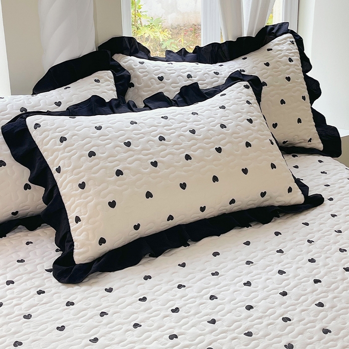 91家纺网 家纺一手货源 找家纺 （总）雨彤家纺2025新款赫本风水洗棉夹棉花边枕套